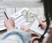 AML Compliance Services in UAE